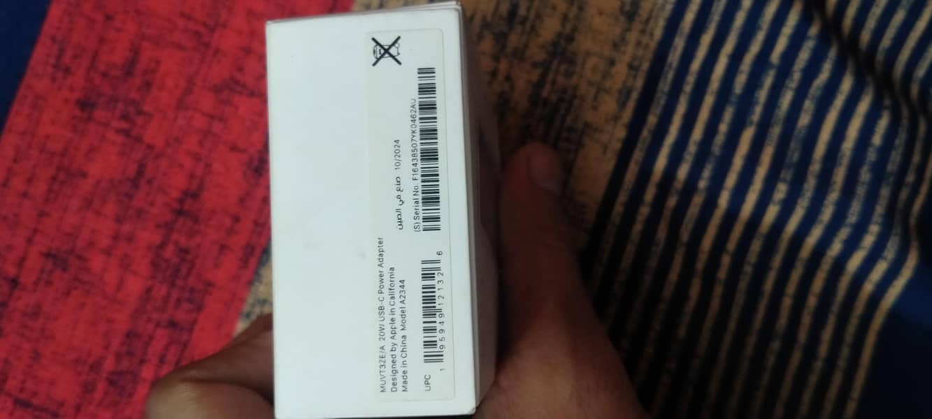 APPLE USB-C ADAPTER 4