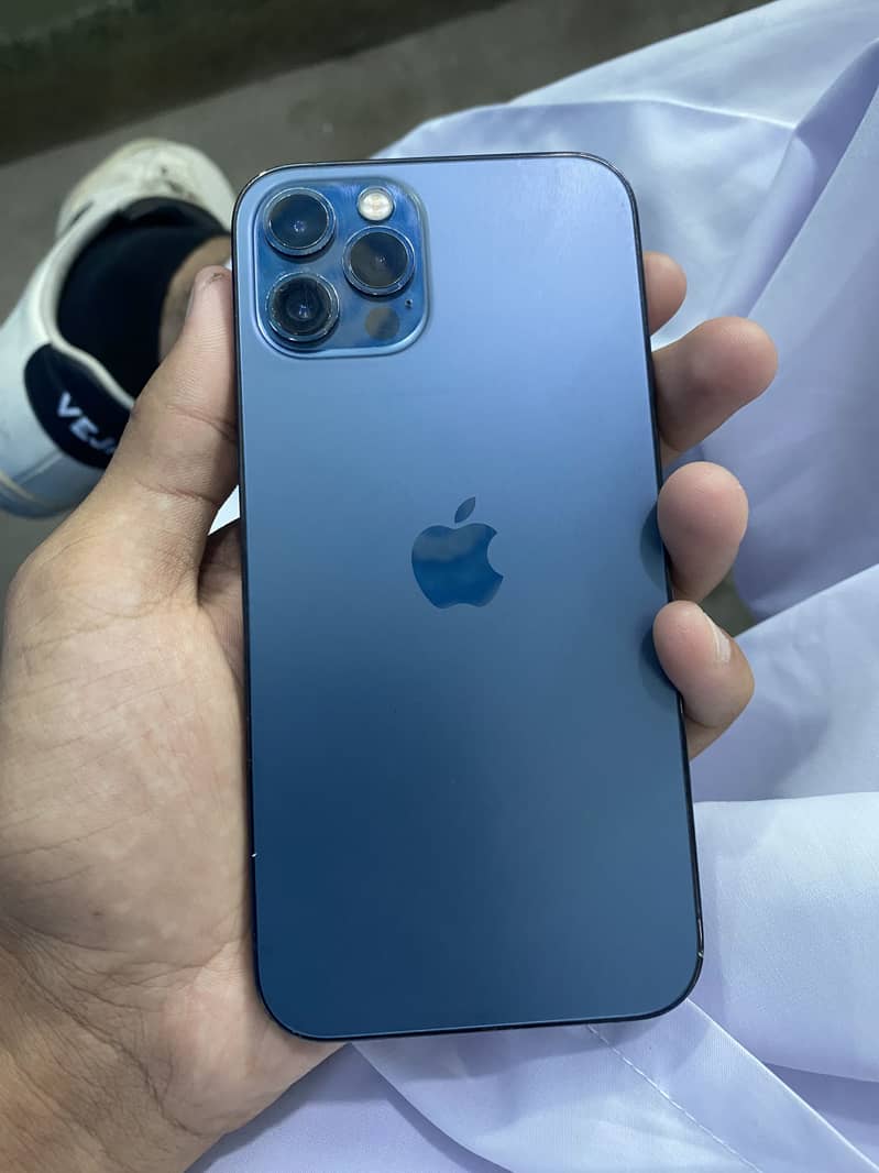 Apple iPhone 12 Pro 1