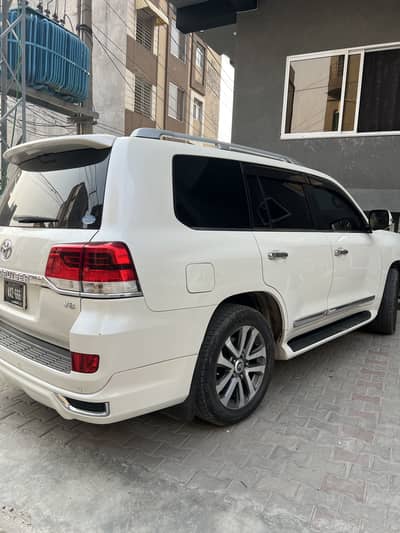 Toyota Land Cruiser 2016 ZX full house
