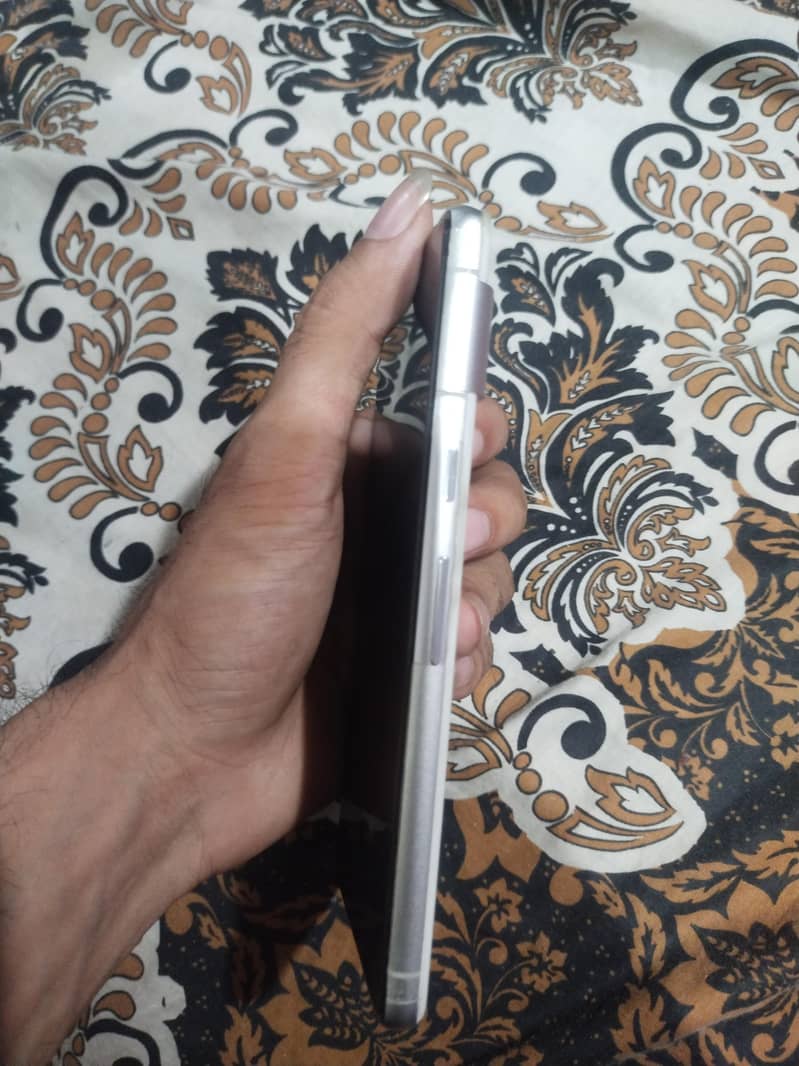 Google Pixel 7 3