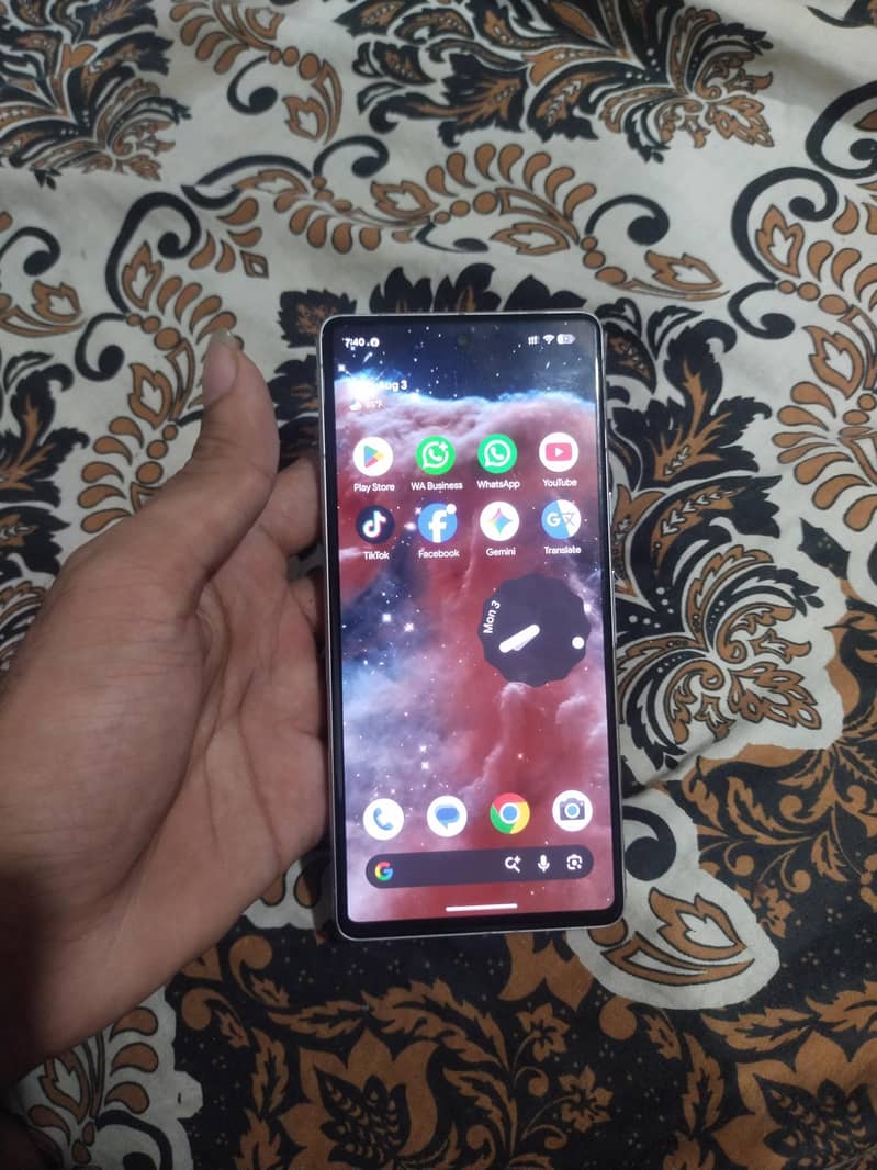 Google Pixel 7 4