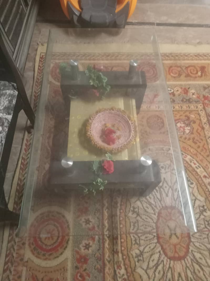 side table 0