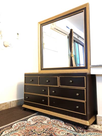 dressing table