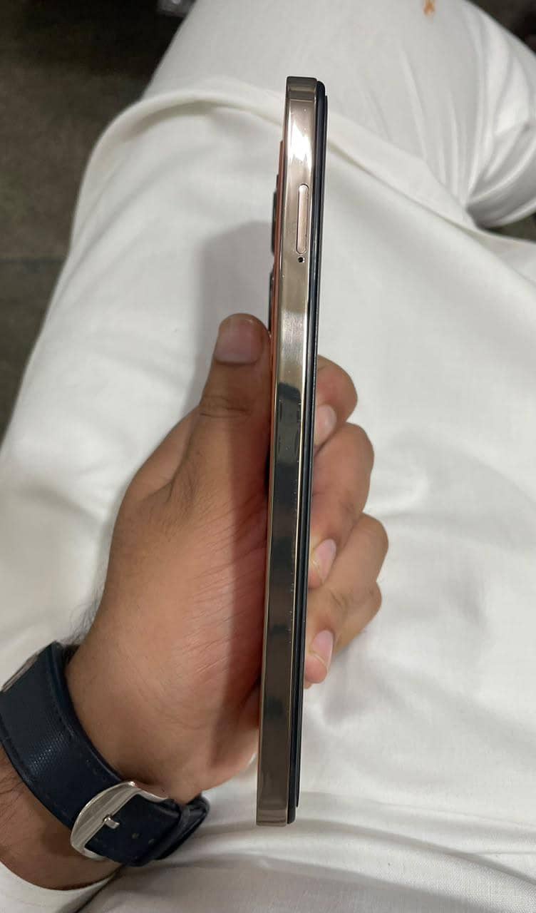 Infinix Note 30 5