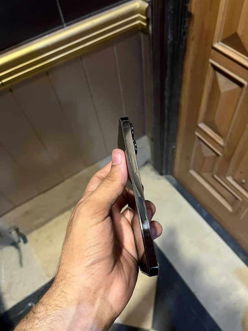 Apple iPhone 13 Pro 3
