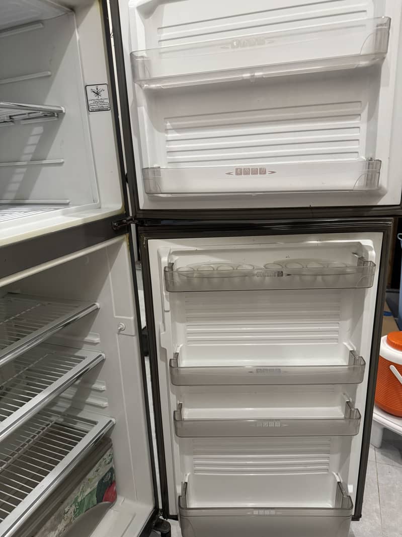 Dawlance fridge 2
