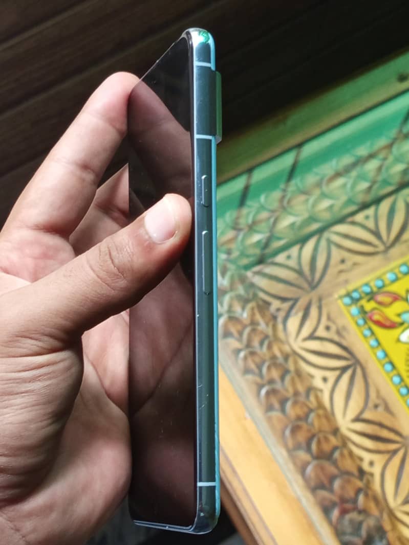 Google Pixel 8 Pro 6