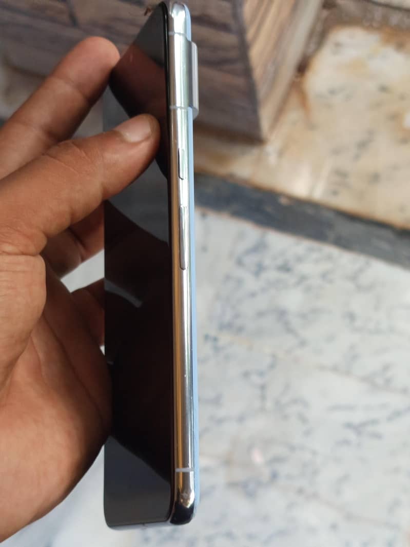 Google Pixel 8 Pro 7