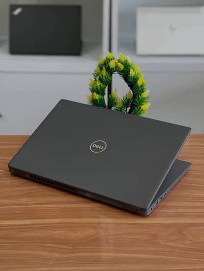 Dell Latitude UltraSlim Core i5 10th Generation 8GB Ram / 256GB SSD
