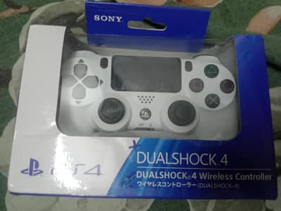 PS4 controller
