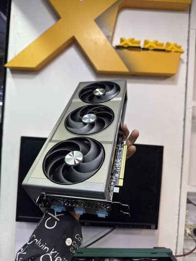 RX 9060 XT sapphire nitro plus with box