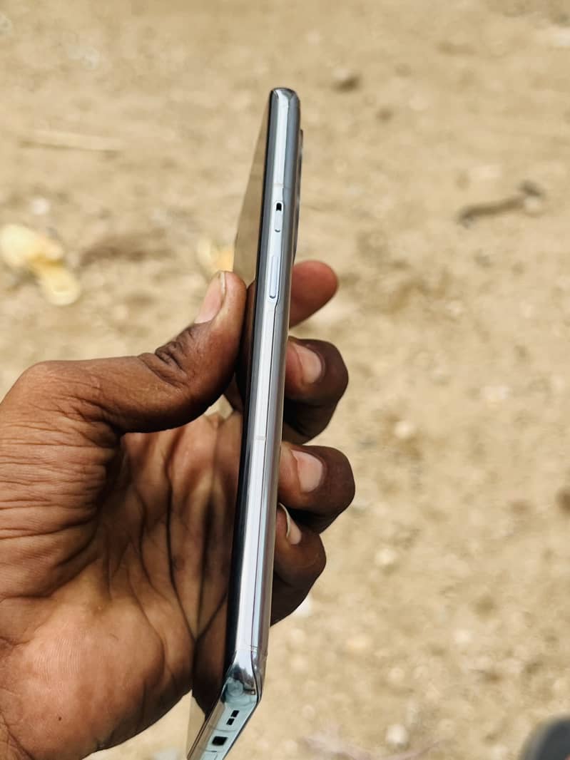 One Plus 9 Pro 5G 1