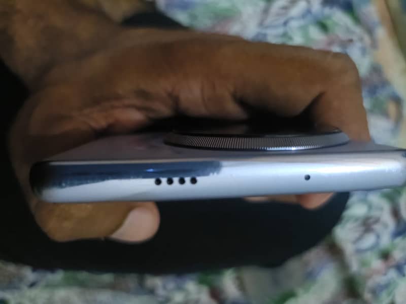 Tecno CAMON 30S 3