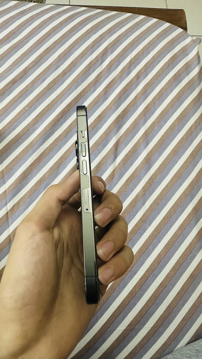 Apple iPhone 13 Pro 5