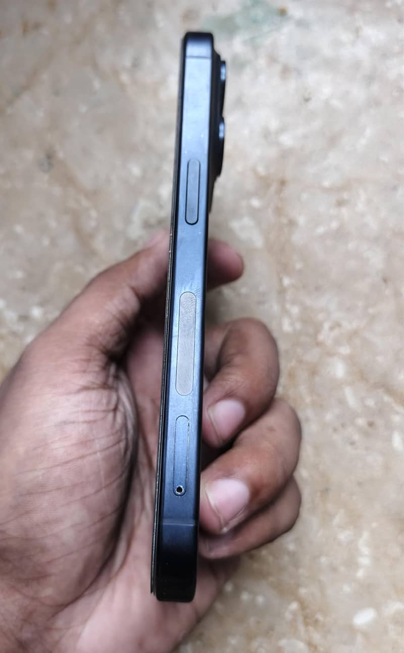 Apple iPhone 15 Pro 5