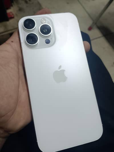 Apple iPhone 16 Pro Max