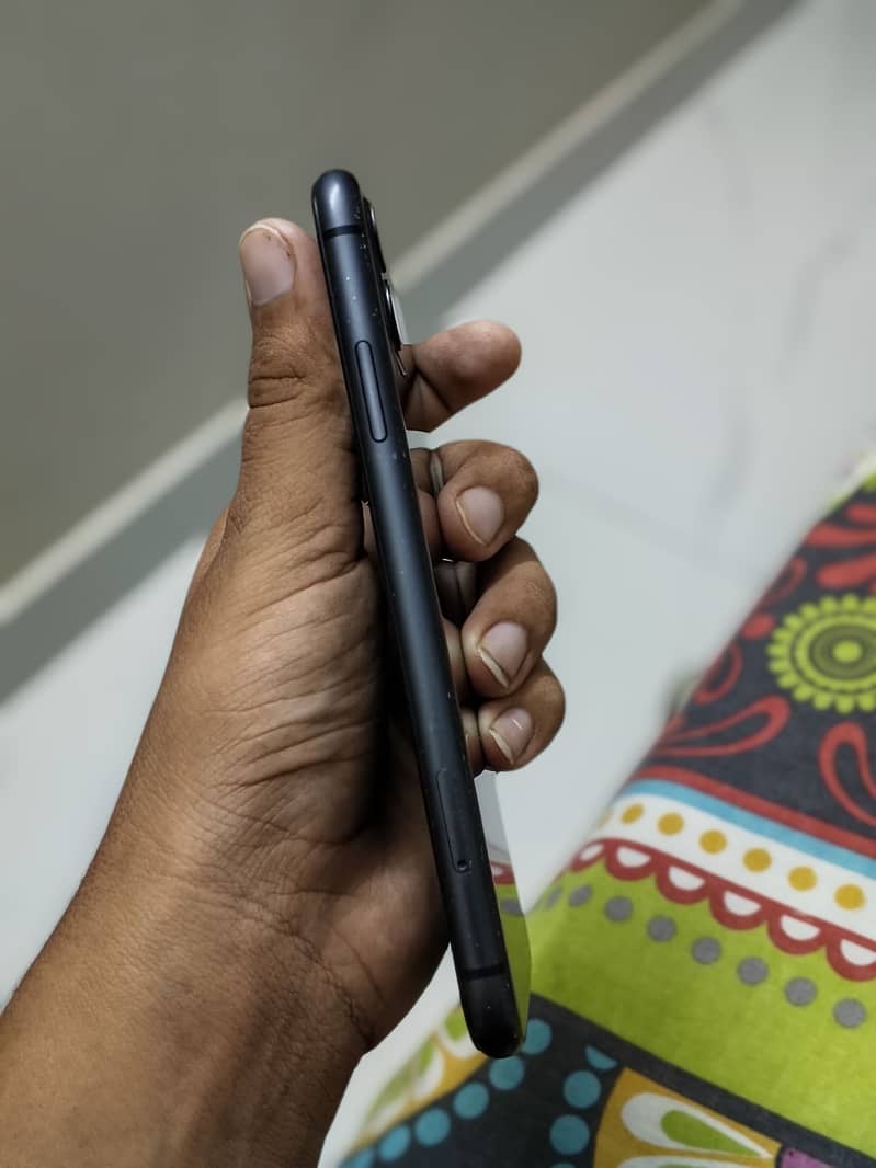 Apple iPhone 11 2