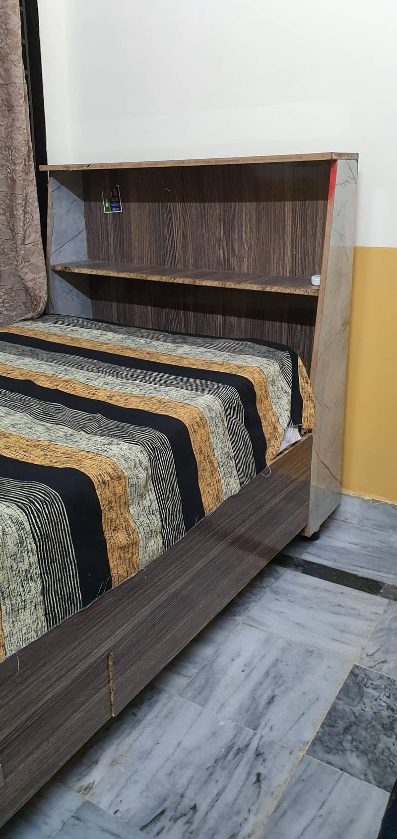 Single Bed pair important 1