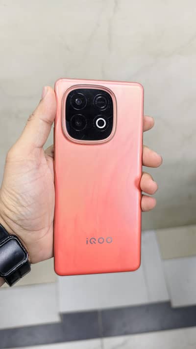 Vivo iQOO Z10 TURBO PRO SNAPDRAGON 8s Gen 4