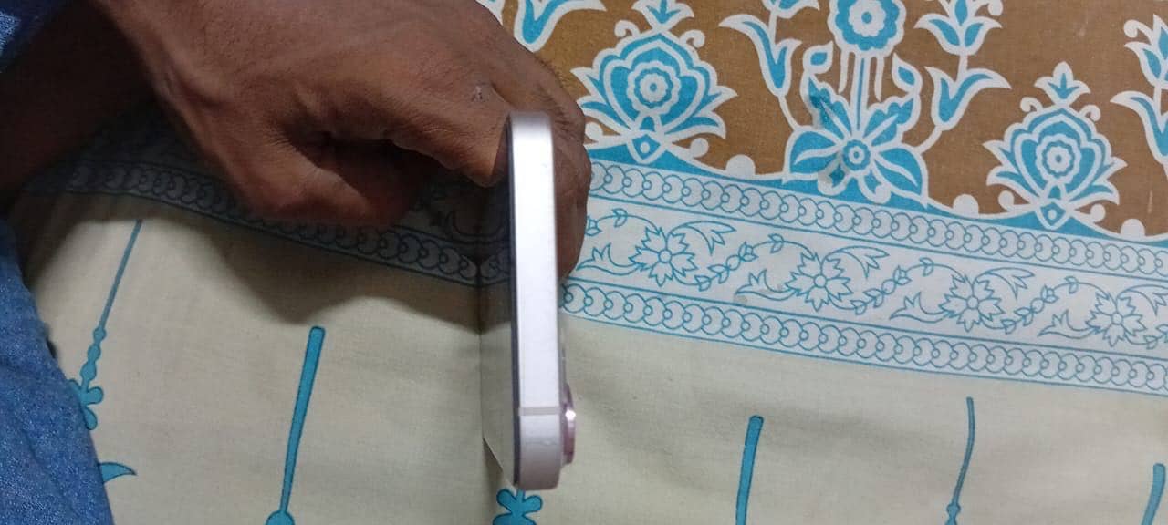 iPhone 13 2
