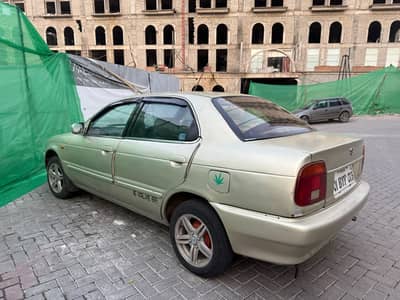 Suzuki Baleno 2001