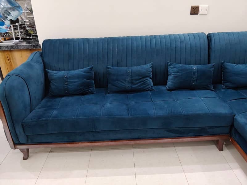 Blue colour sofas 3