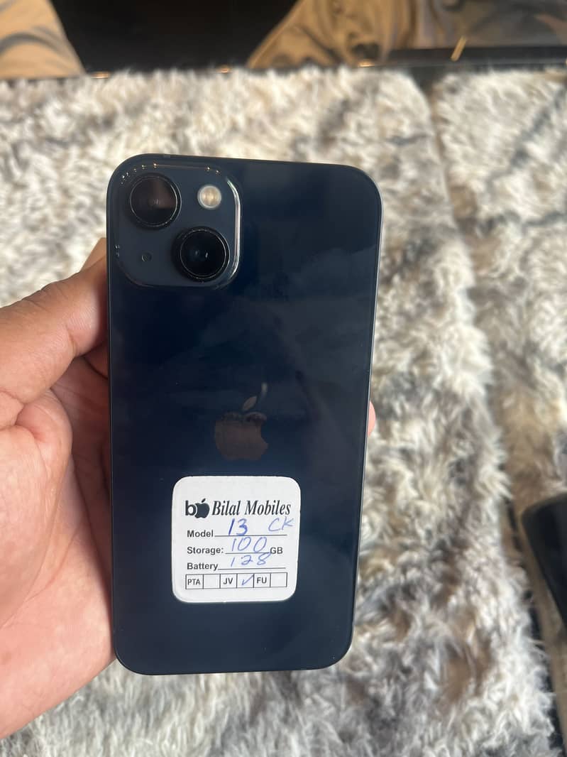 Apple iPhone 13 0