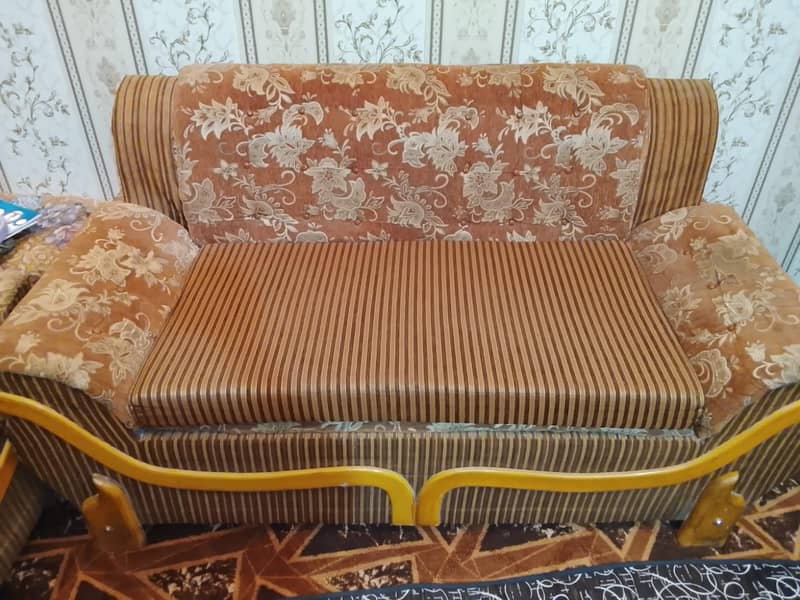 four seeter sofa set 2