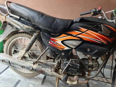 Pridor 100cc Bike.  03289466898  Malik Chand