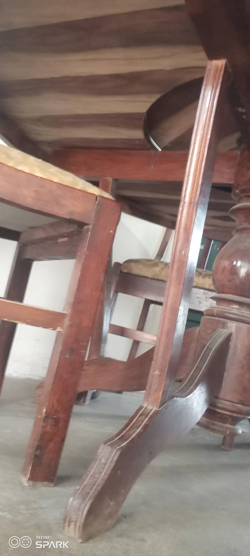 Dining table 5