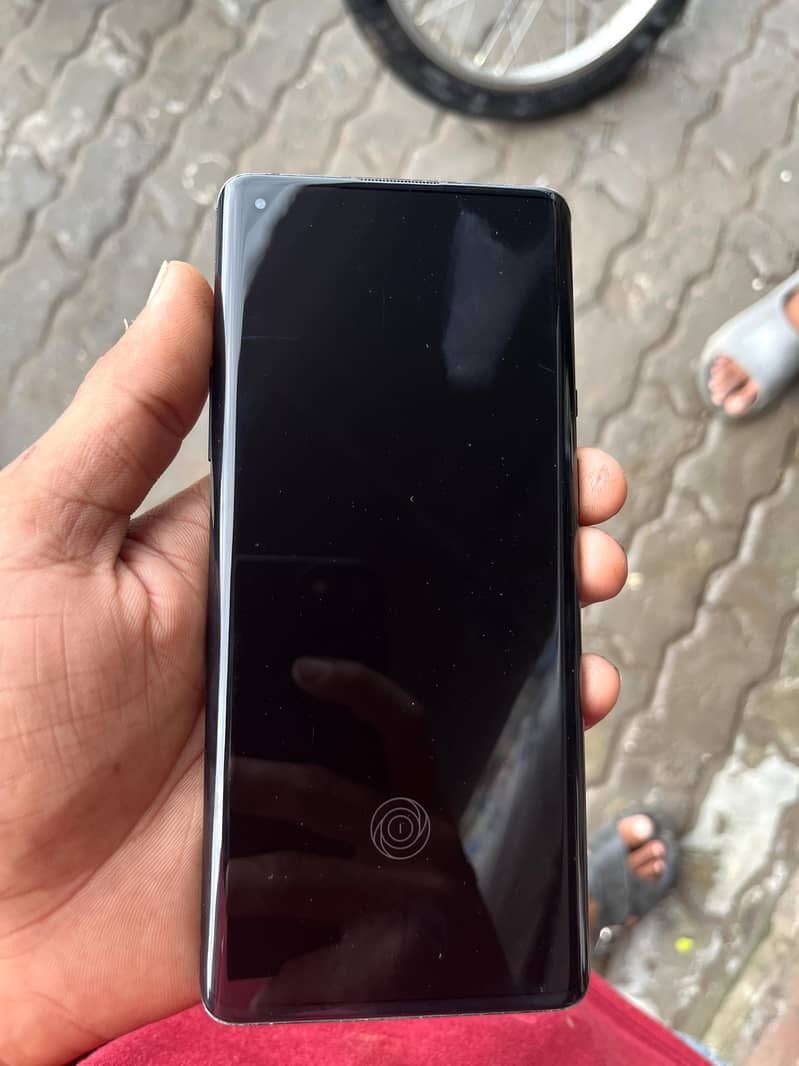 One Plus 8 Pro 4