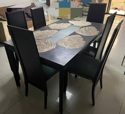 dinning table with 6 chairs