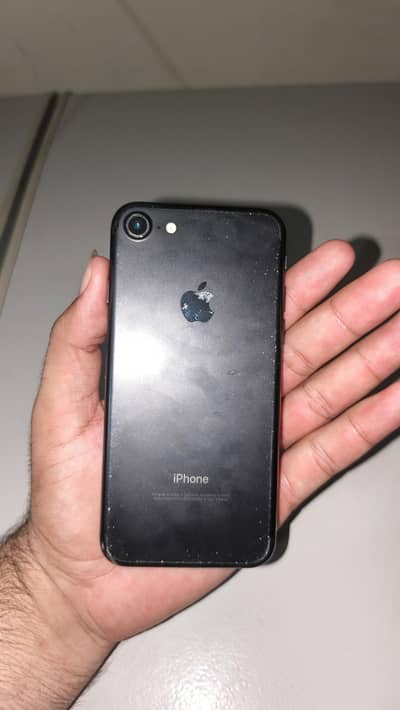 Apple iPhone 7