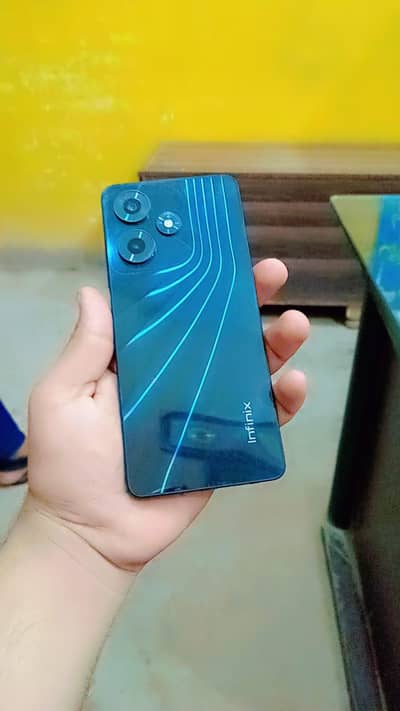 Infinix Hot 30