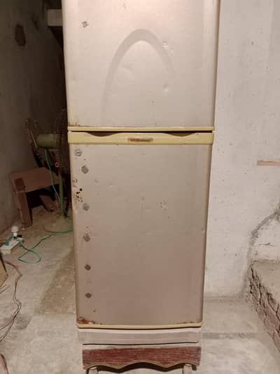 Dawlance frige small size