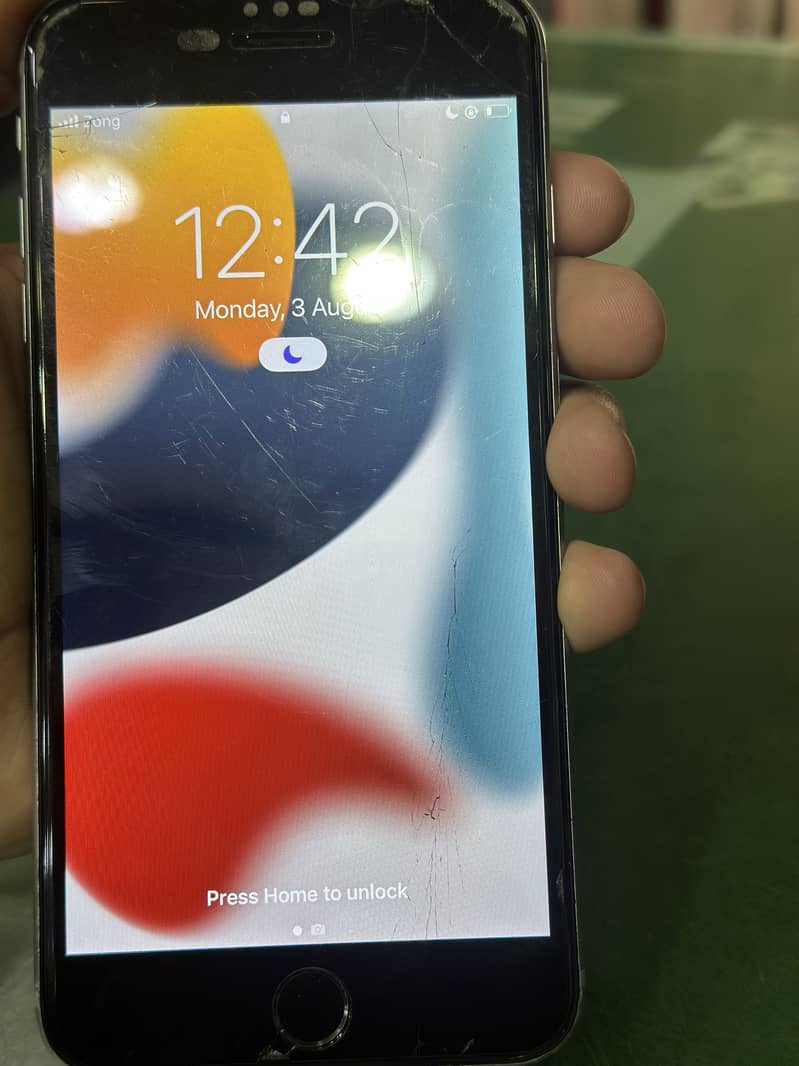 Apple iPhone 6S Plus 0