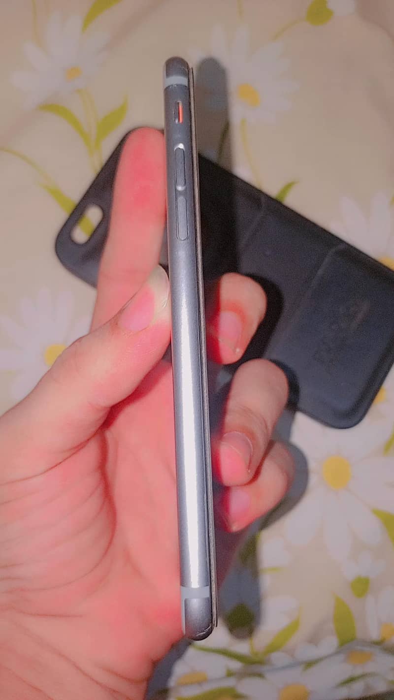 Apple iPhone 6 1