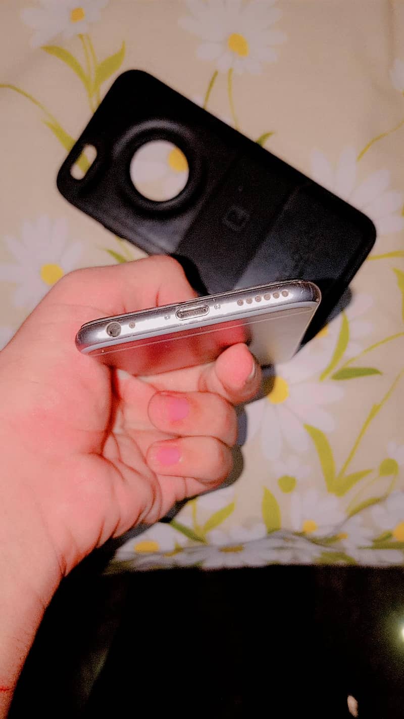 Apple iPhone 6 3