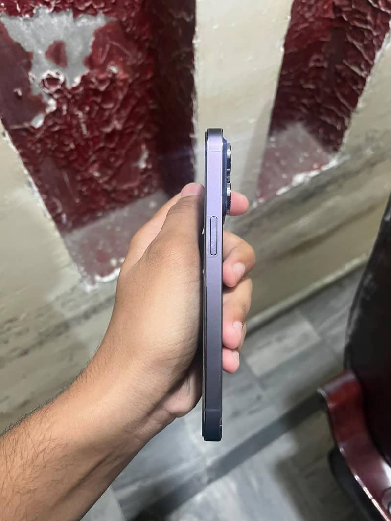 Apple iPhone 14 Pro 3