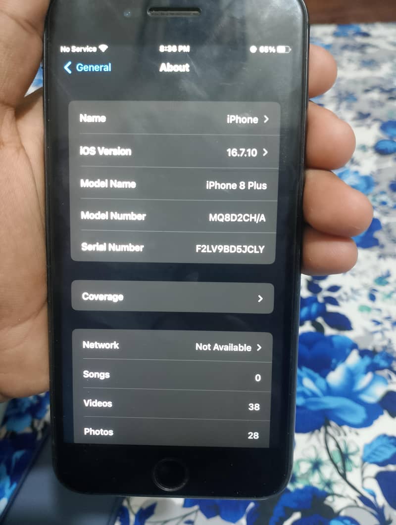 Apple iPhone 8 Plus 3