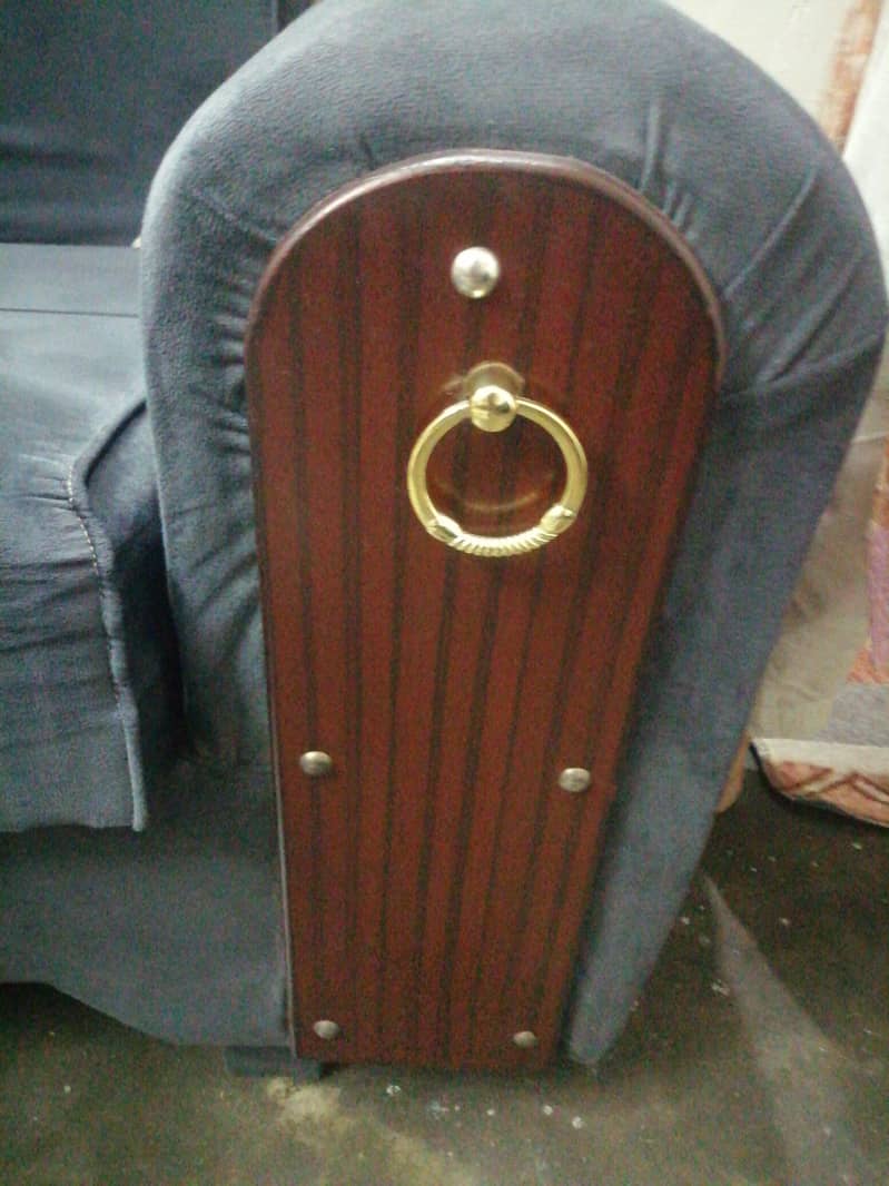 combed sofa 2