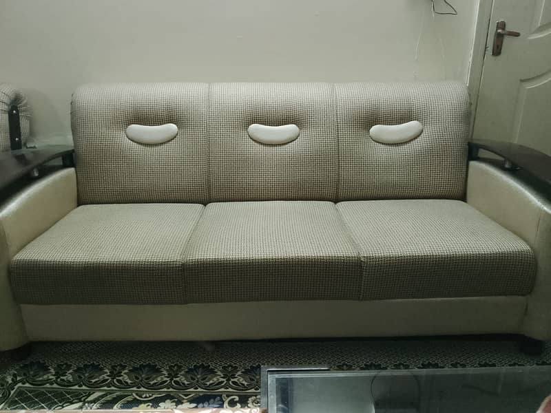 Sofa set 0