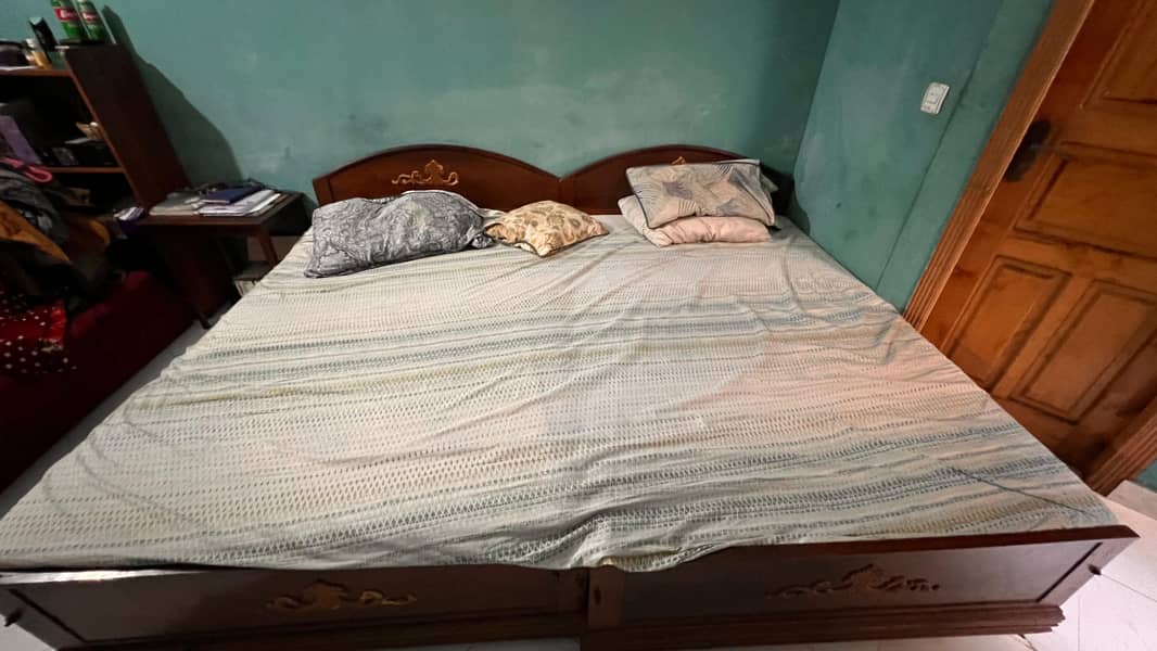 Sheesham bed 2