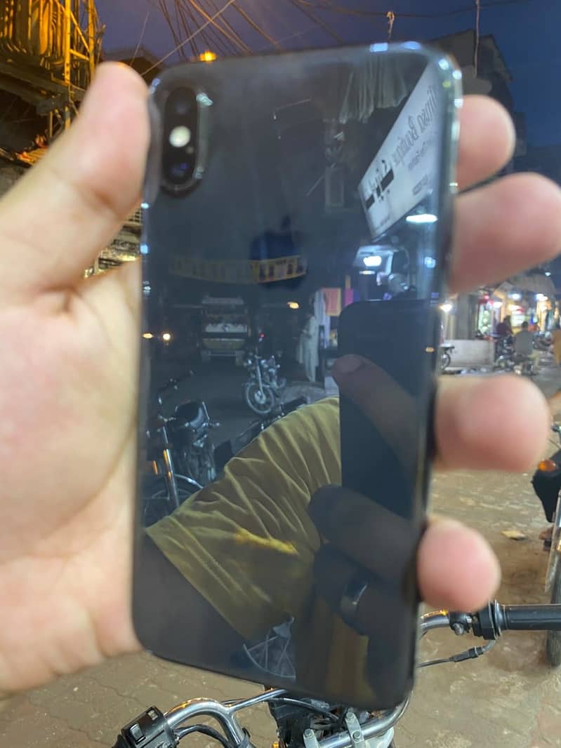 Apple iPhone X 6
