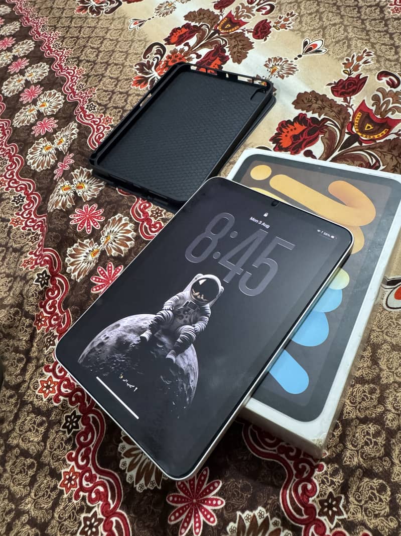 iPad mini 6 1
