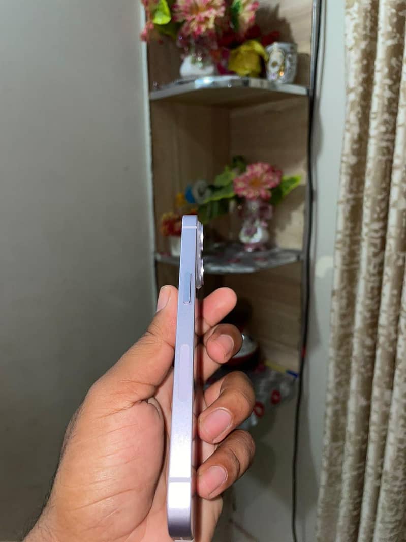Apple iPhone 14 1
