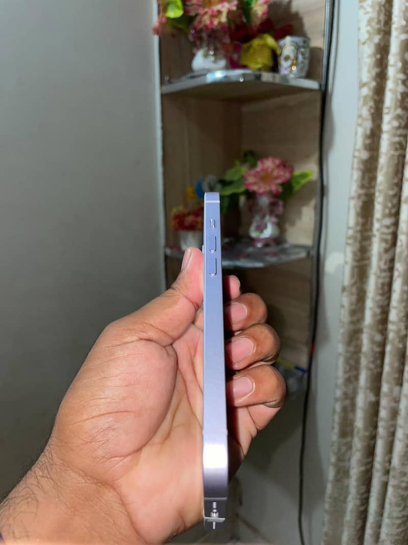 Apple iPhone 14 2