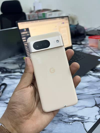 Google Pixel 8
