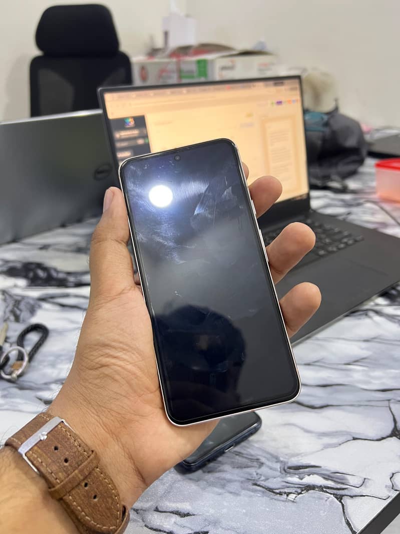 Google Pixel 8 1