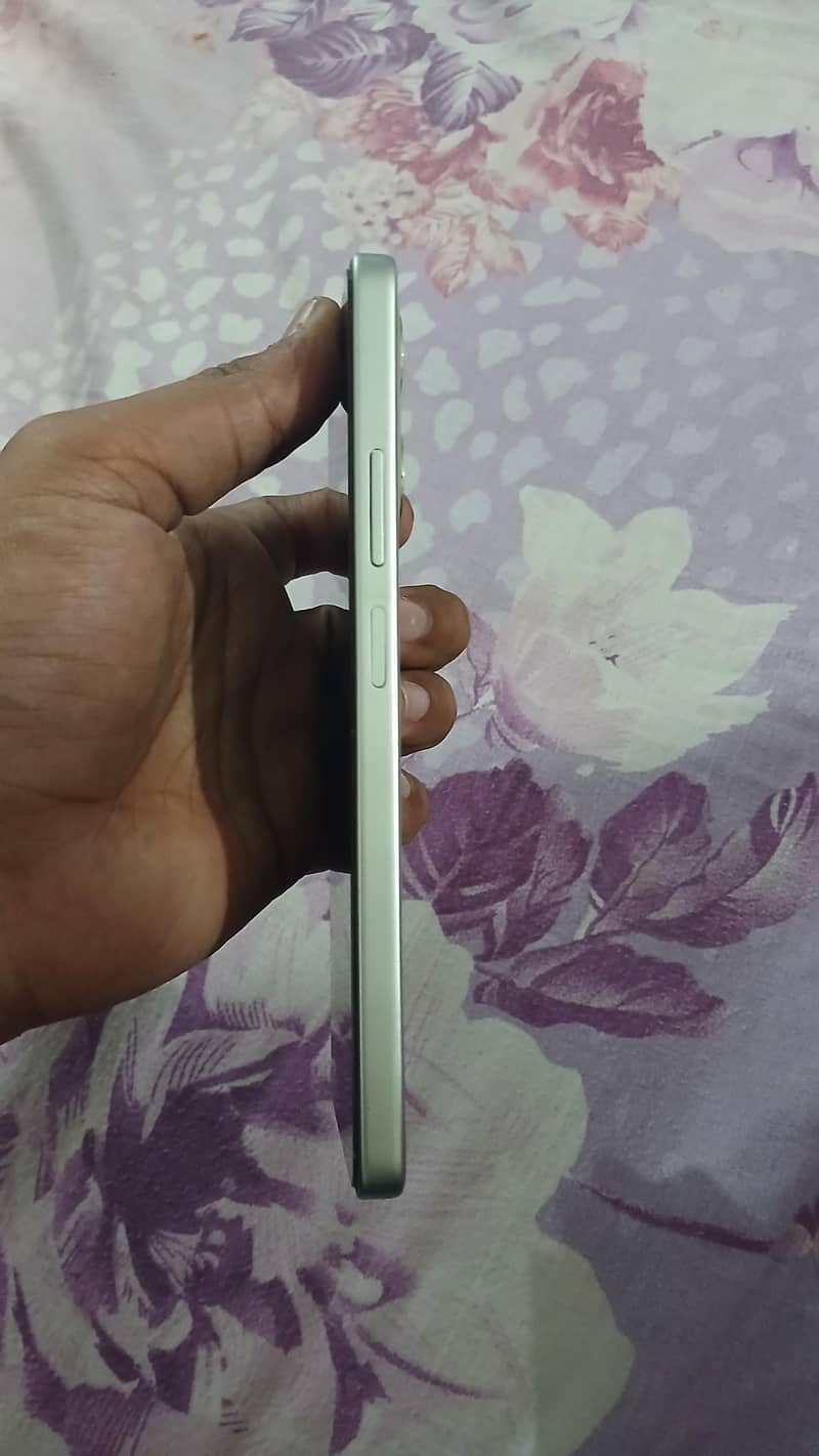 OPPO A5 Pro 1